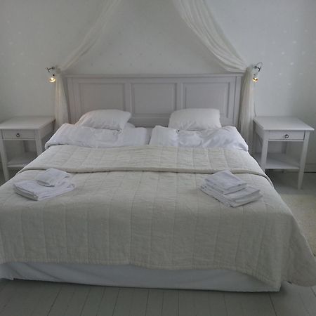 Agarden Hotell & Restaurang Троса Екстериор снимка