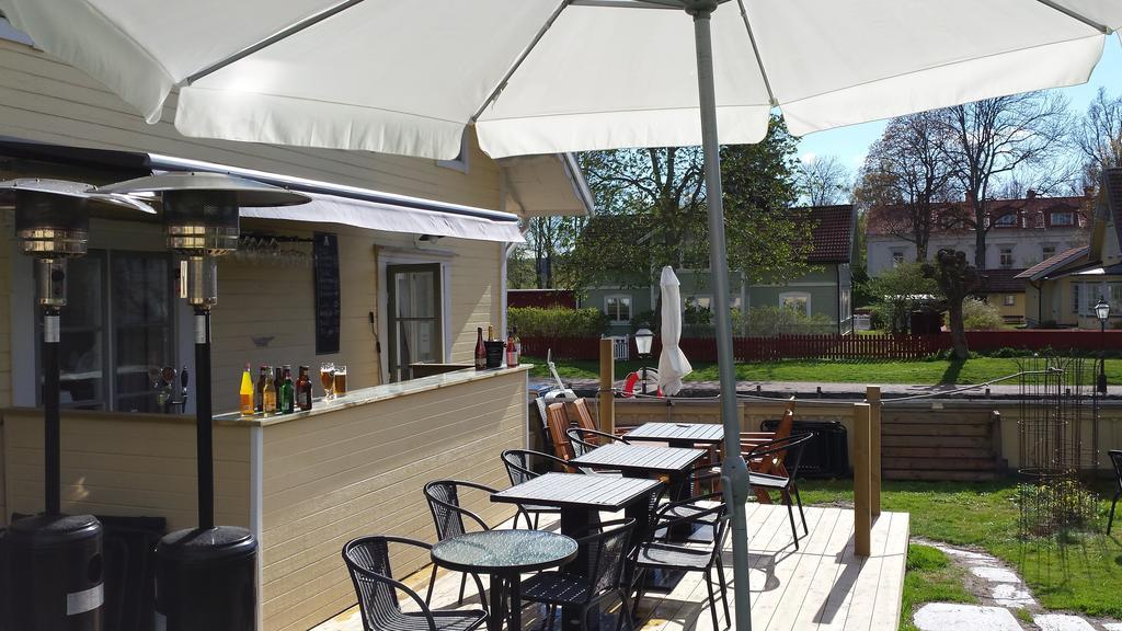 Agarden Hotell & Restaurang Троса Екстериор снимка